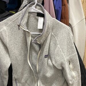 Patagonia grey women’s sweater